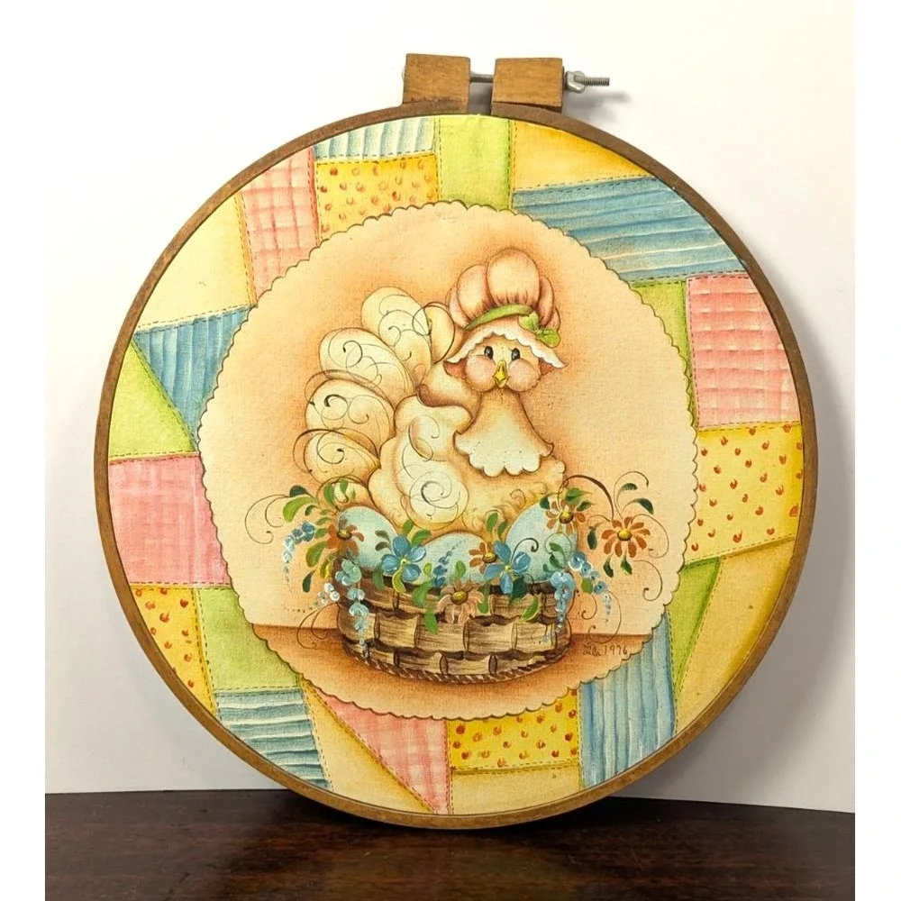 Vintage 1976 Hand Painted Chicken Wall Hanging Embroidery Hoop Country Kitchen